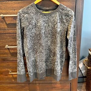 Lululemon Swiftly Breathe long sleeve shirt